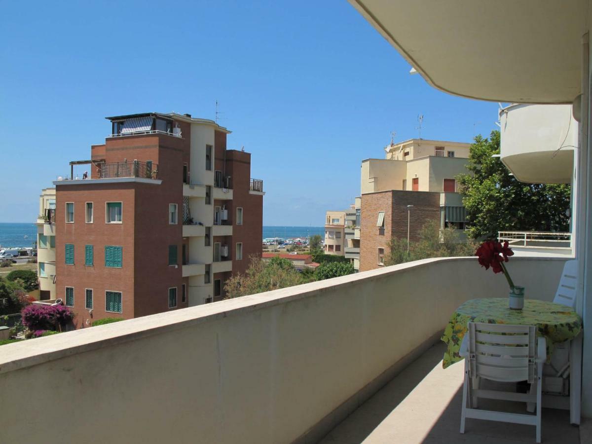 Brezza Di Mare Apartamento Lido di Ostia Exterior foto
